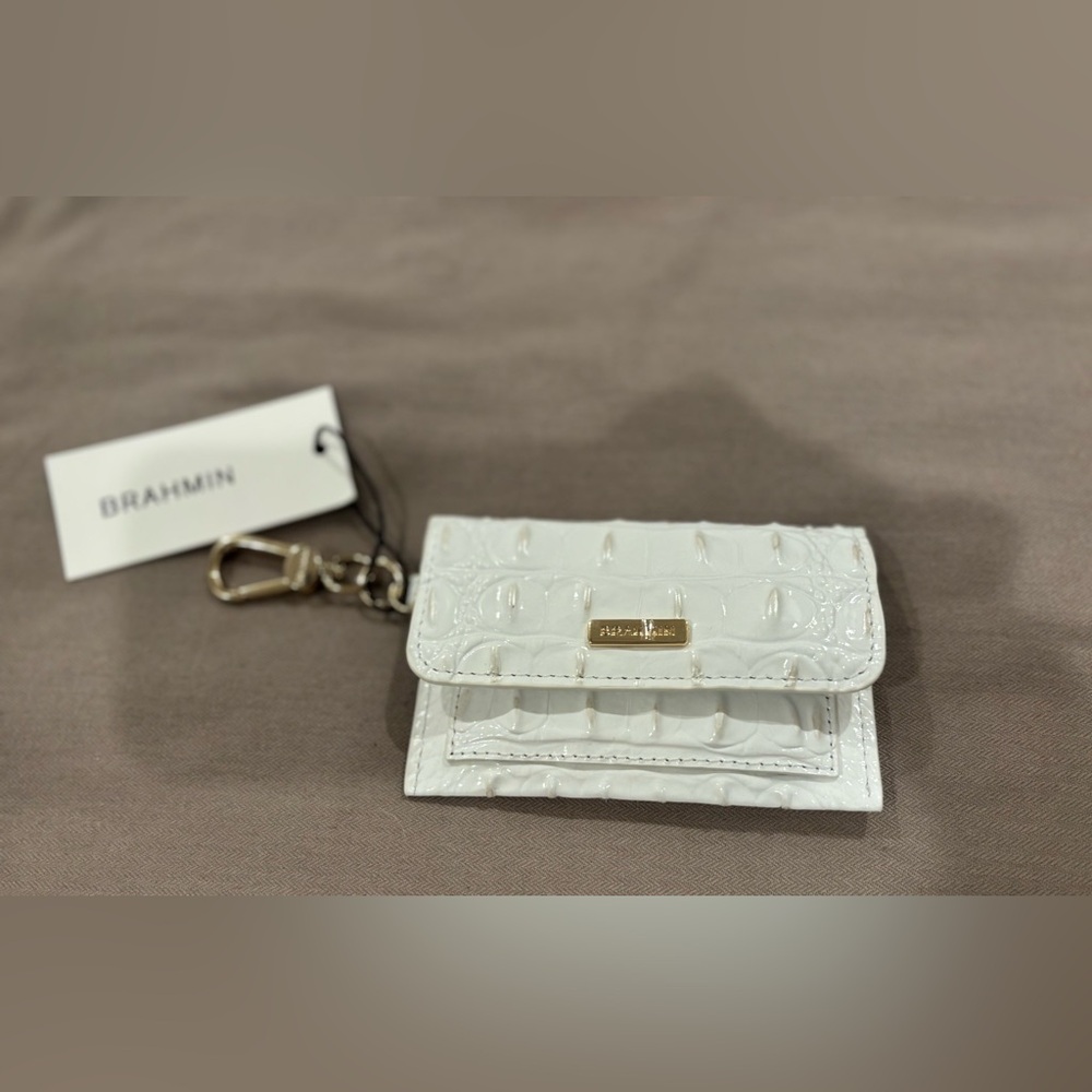 NWT BRAHMIN “Ricki” go-to clip-on card Card Holder in sea salt white leather 🤍